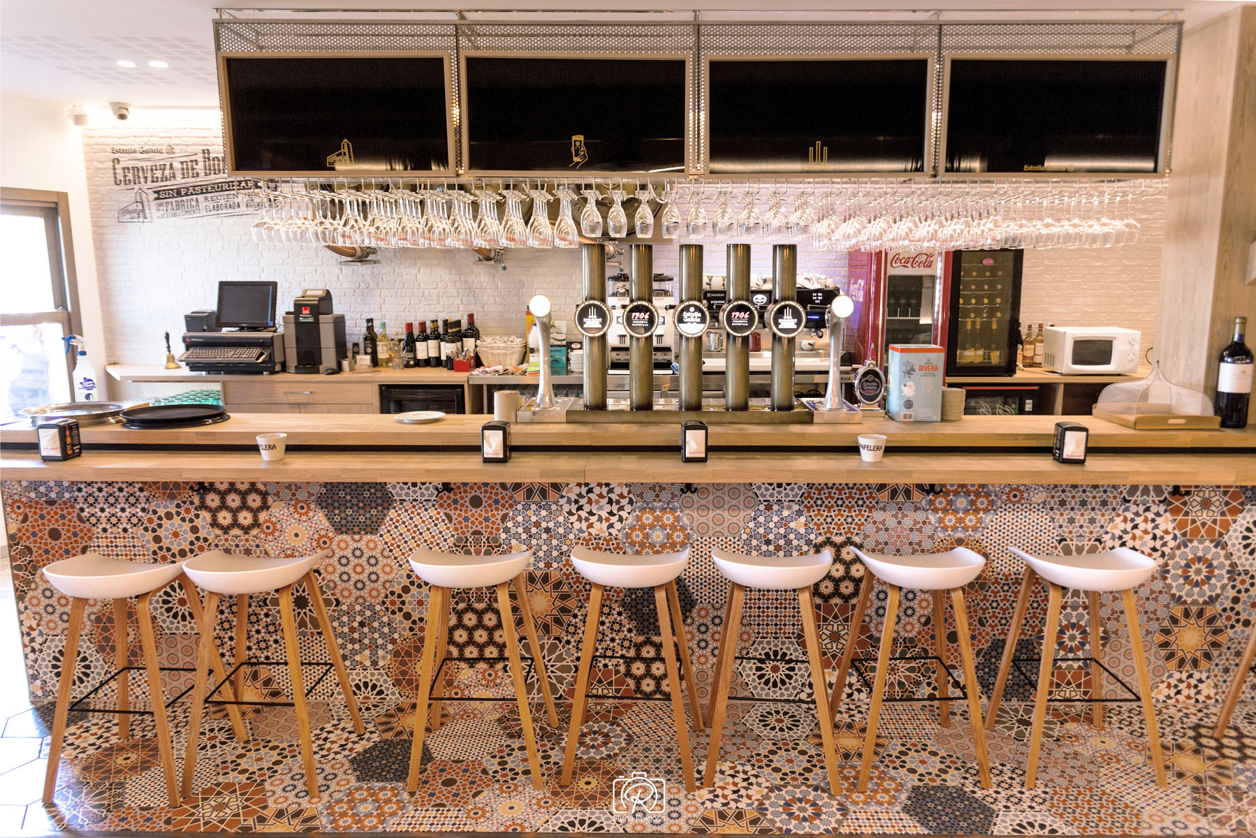 Aldara Restaurant in Pontevedra | Andalusi & Manhattan - Realonda - EN